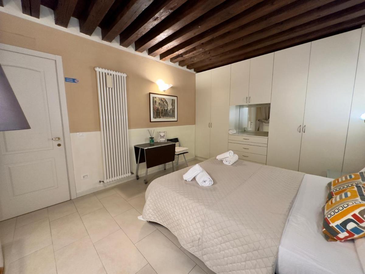 First Dream Venise Extérieur photo