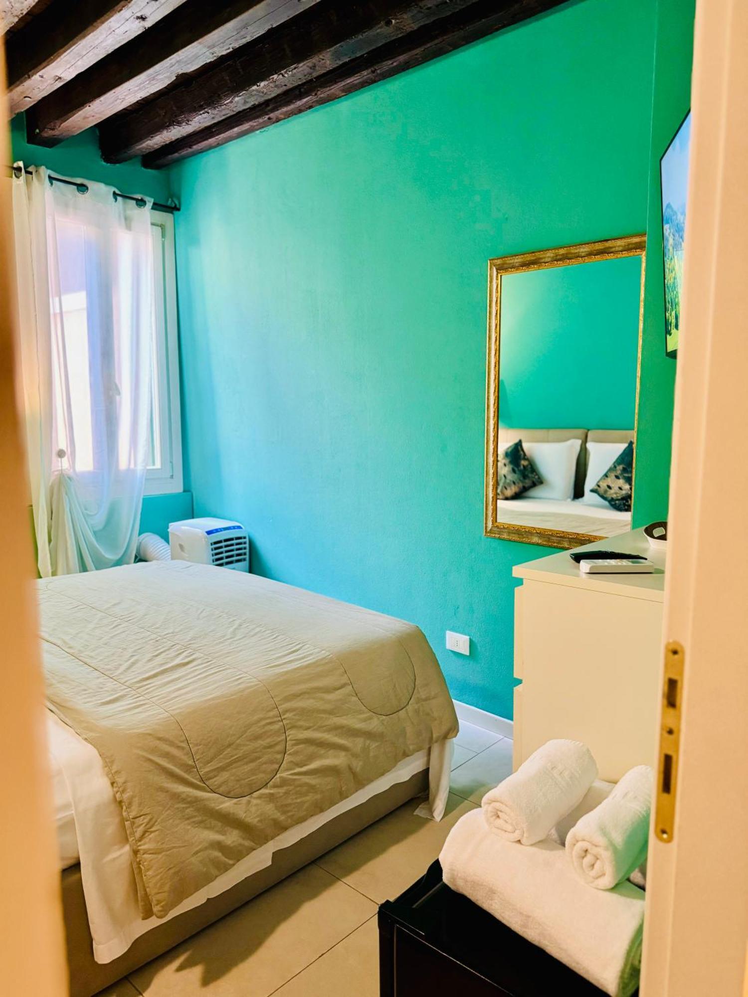 First Dream Venise Extérieur photo